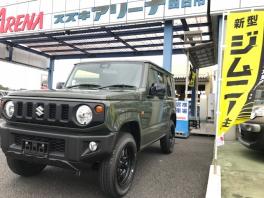 新型ジムニー見れますよー！！