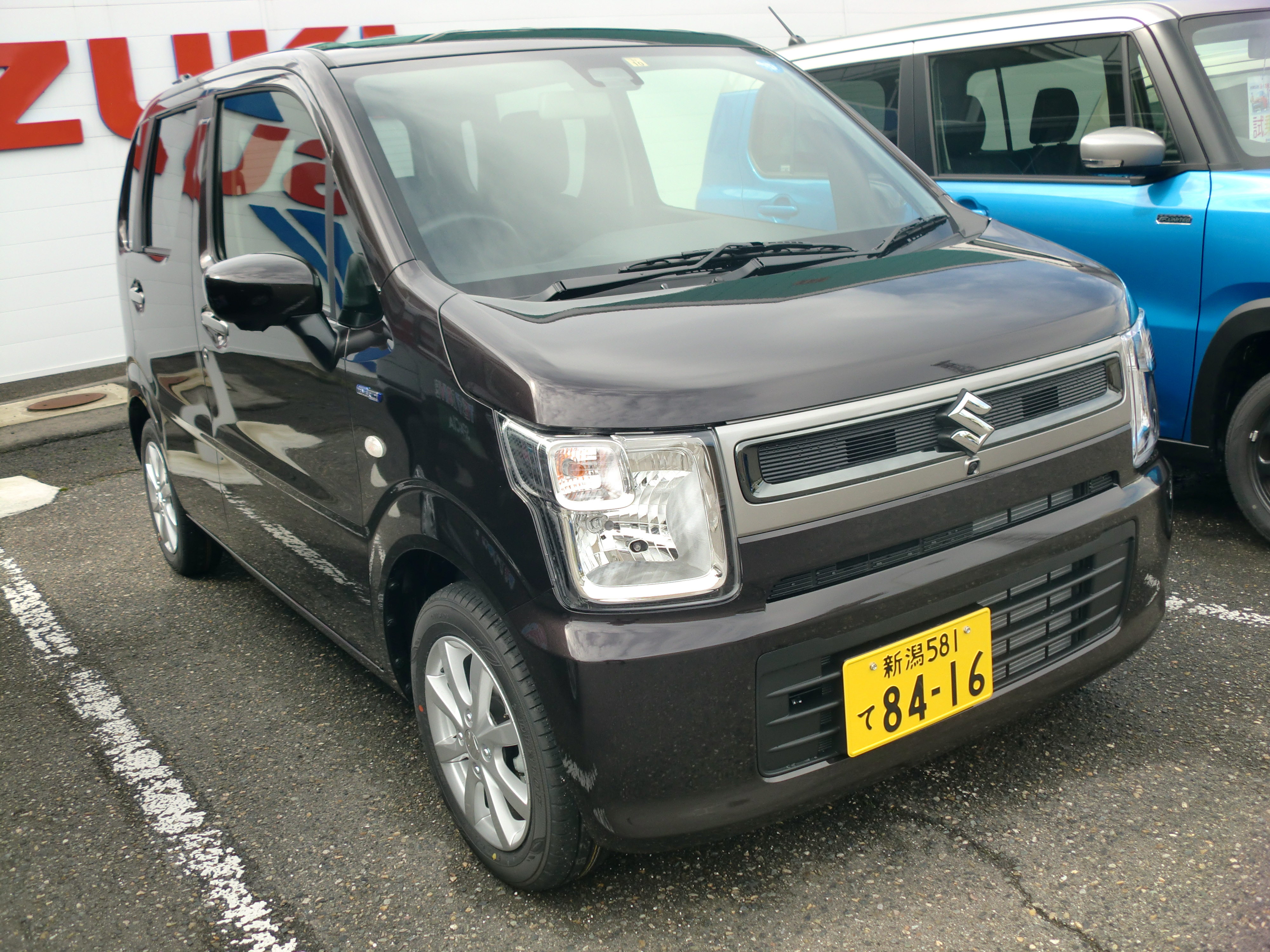 ワゴンｒ 25周年記念車 試乗車 スタッフによるクルマ紹介 お店ブログ スズキ新潟販売株式会社 新津店