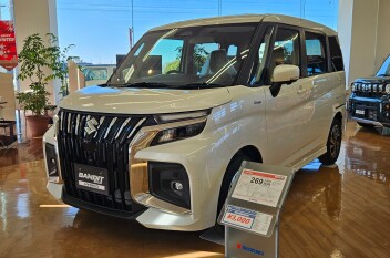 展示車のご案内☆