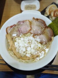 黒毛和牛背油ラーメンしか勝たん　長岡　ラーメンおこじょ　麵人　麵狂い　麵紀行　啜郎の麵スタグラム