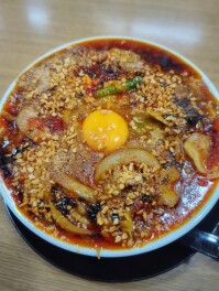 酸辣ジャン麺　半ライスしか勝たん　ラーメンおこじょ　麵人　麵狂い　麺紀行　啜郎の麵スタグラム