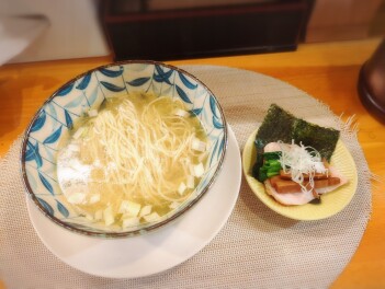サッパ煮干し×鶏出汁らぁめんしか勝たん　燕市　KUBOLABO　麺人　麵狂い　麵紀行　ラーメン好きに悪い人はいない説