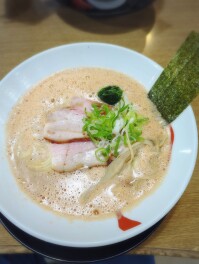 海老豚骨ラーメンを喰らうの巻　長岡　ラーメンおこじょ　麵人　麵狂い　麵紀行　啜郎の麵スタグラム
