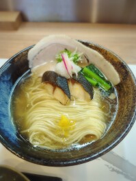 銀鱈出汁の塩そばを喰らうの巻　巻町　中華蕎麦采ノ芽　麺人　麵狂い　麵紀行　啜郎の麵スタグラム