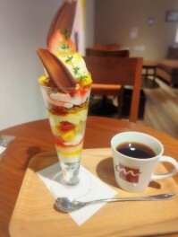 真冬のマンゴーと苺　パフェを喰らうの巻　新潟　アトリエムズ　Sweets男子のスイーツ巡り