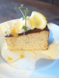 紅茶とハニーレモンのバスクと越後クラフトコーラを喰らうの巻　加茂市　KIDORI　Sweets男子のスイーツ巡り