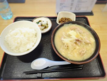 とん汁定食を喰らうの巻　上越　新井名物　とん汁たちばな　Gourmet男子のグル巡り