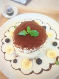 ティラミスパンケーキを喰らうの巻　新潟　港南区Cafe　Rob　　Sweets男子のスイーツ巡り
