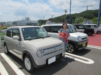 新車ラパンご納車です☆