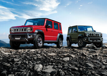 ジムニーノマド受注再開しております！