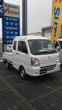 ゆったりキャビンのスーパーキャリイが新登場！！