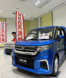 人気車種展示中！！