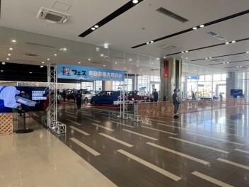 金沢港クルーズターミナルで「軽フェス」開催