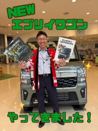 エブリイワゴンの展示車がやってきました！