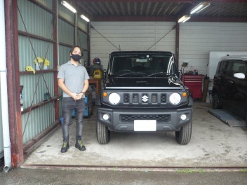 新車ジムニーシエラ納車です。