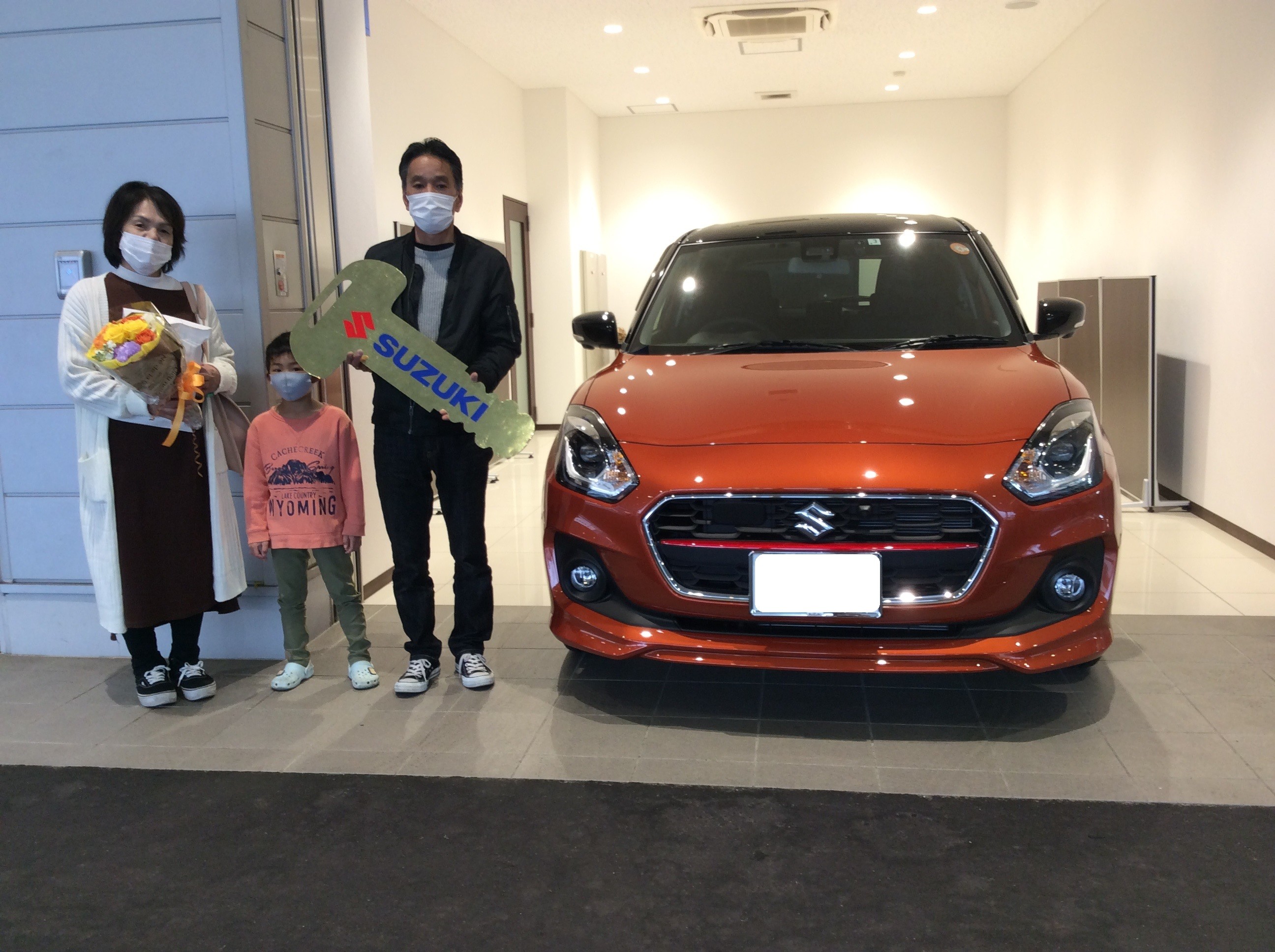スイフトご納車 納車ギャラリー お店ブログ 株式会社スズキ自販広島 スズキアリーナ広島西 スイフトご納車 納車ギャラリー お店ブログ 株式会社スズキ自販広島 スズキアリーナ広島西