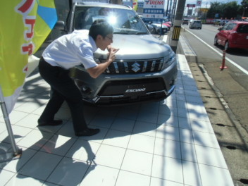 当店で展示中！増税に間に合うオススメ車のご紹介！