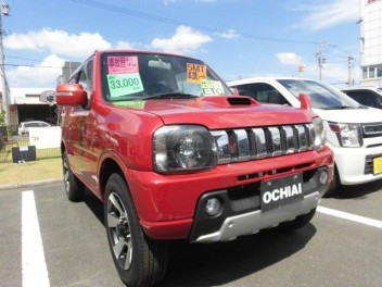 特別仕様車「　専用塗色　」