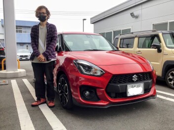 本日はスイフトスポーツのご納車ありがとうございました。
