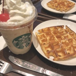 プリン　アラモード　フラペチーノ