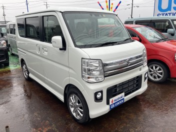 おススメ中古車のご案内です！！　６５