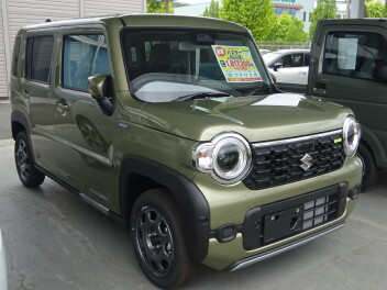 新型ハスラー展示車！2つの顔で登場！貴方の好みは？