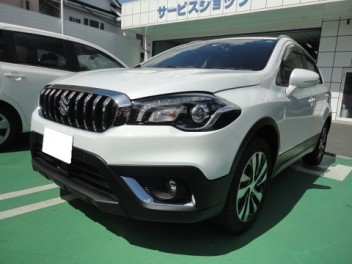 新車SX4　S-CROSS納車しました。