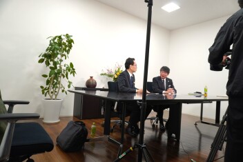 吉村社長！テレビに出ました！　就活おたすけマン　情熱リーダーズ