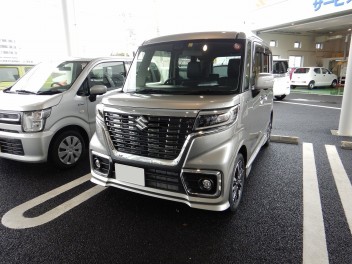 スペーシアカスタムＨＹＢＲＩＤ　ＸＳ　納車させて頂きました★