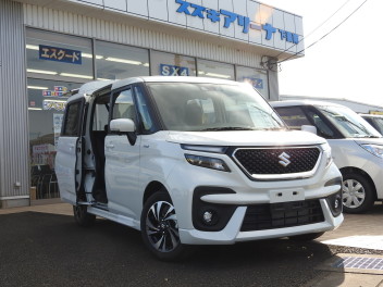 新型　ソリオ　バンデット　展示車　入庫しました！！