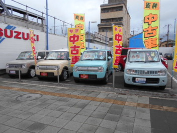 アリーナ伏見深草　中古車　ラパン祭り？？開催中？？