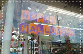 ハロウィンの飾り付け完成です！