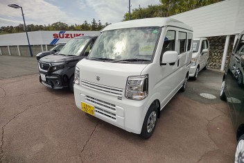 新しくなったエブリィの試乗車ございます！！