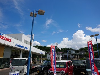 突然の大雨、、あなたのクルマは大丈夫？　スズキ愛車無料点検でクルマの健康状態をチェックしよう。