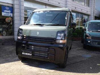 エブリイ　Ｊ リミテッド　が入荷しました！！