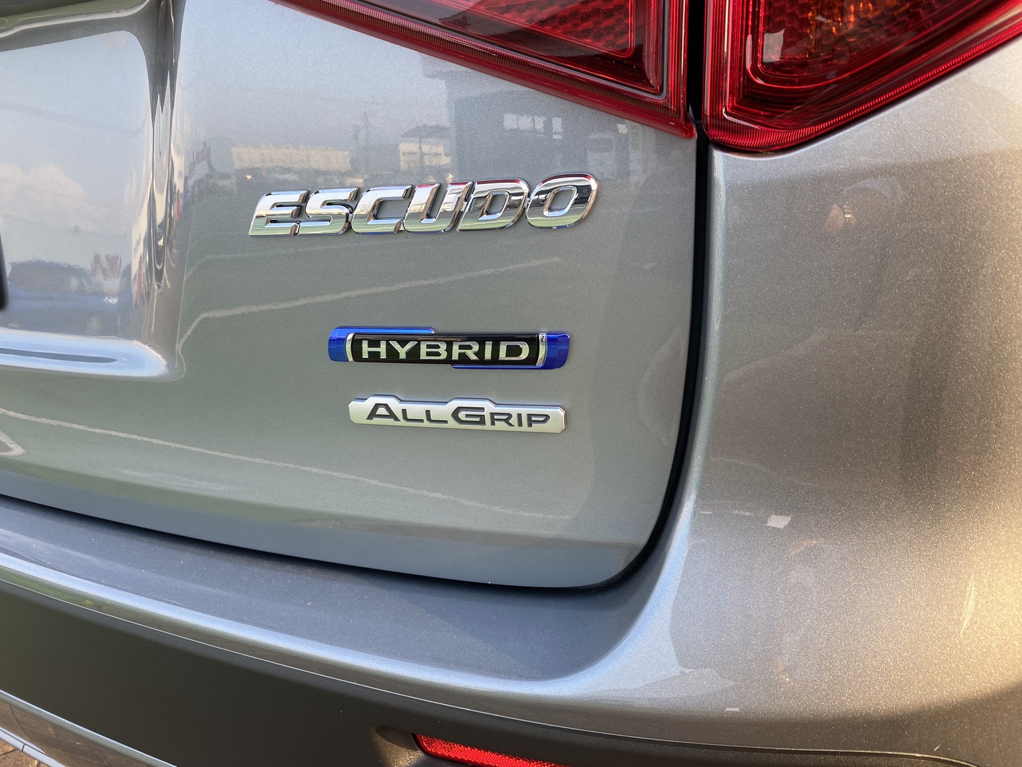 ESCUDO後