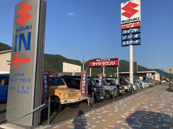 明日はお車商談会です！