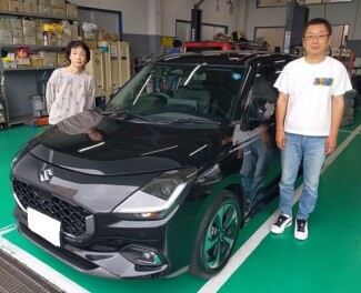新車スイフト納車しました