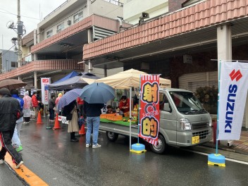 速報！！富士本町軽トラ市