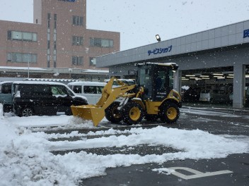 会津店の雪掻きには欠かせないアイテム