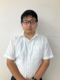 新しいスタッフの紹介です