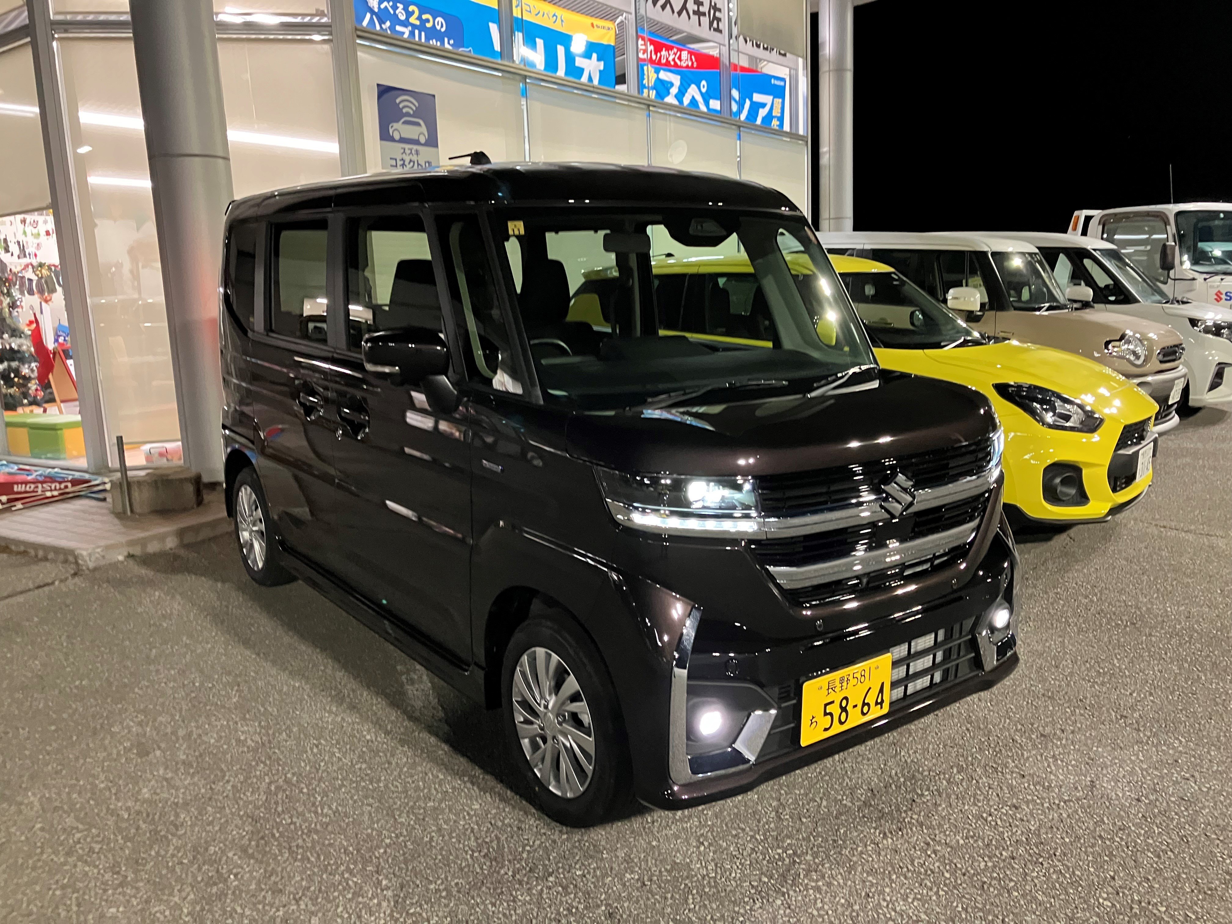 新型スペーシアカスタム ( ﾟДﾟ)LEDが明るい( ﾟДﾟ)｜スタッフによる 