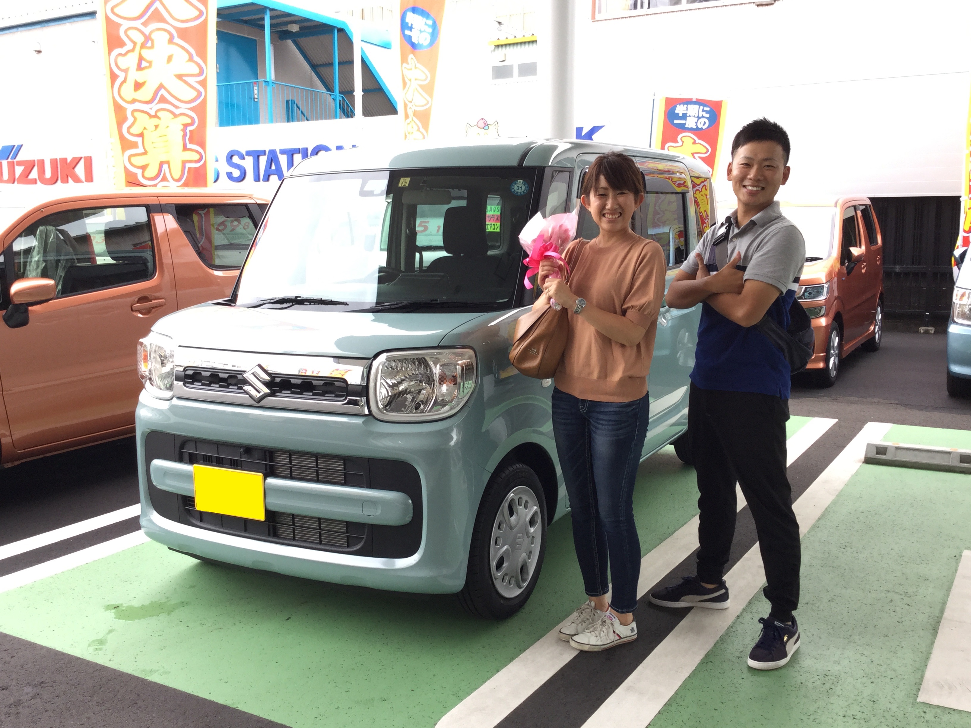 スペーシア ご納車です 納車ギャラリー お店ブログ 株式会社スズキ自販静岡 U S Station静岡