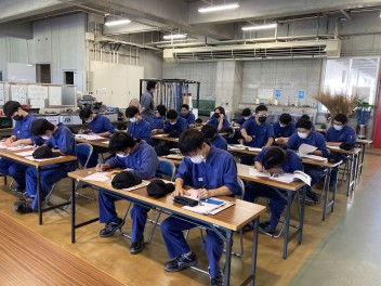 整備学校へ「技術講習会」に行ってきました。Part1