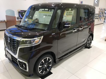 ショールームの展示車入れ替えました！