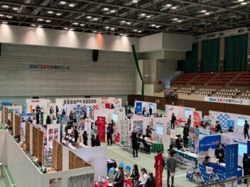 【営業職】マイナビ「就活直前フェア」に参加しました♪