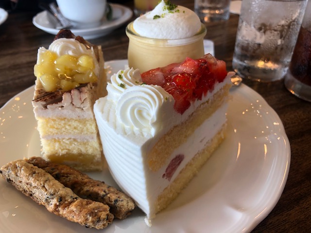 ケーキ 周辺のおすすめスポット お店ブログ スズキアリーナトムキャット大南