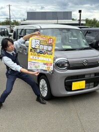 秋田県立スケート場で軽自動車まつり開催!!