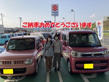 春色スペーシアご納車です　ラパンもいるよ♪