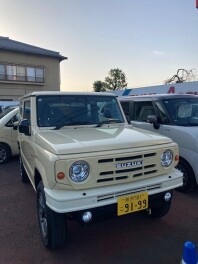 ジムニーDAMDダムド展示中です！！